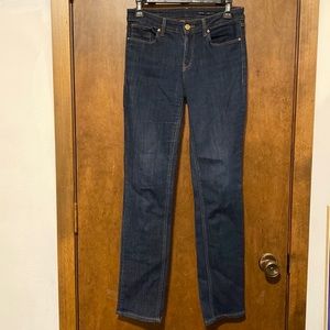 ZARA dark washed medium rise, slim fit jeans. Size US 6. Very stretchy. Like new